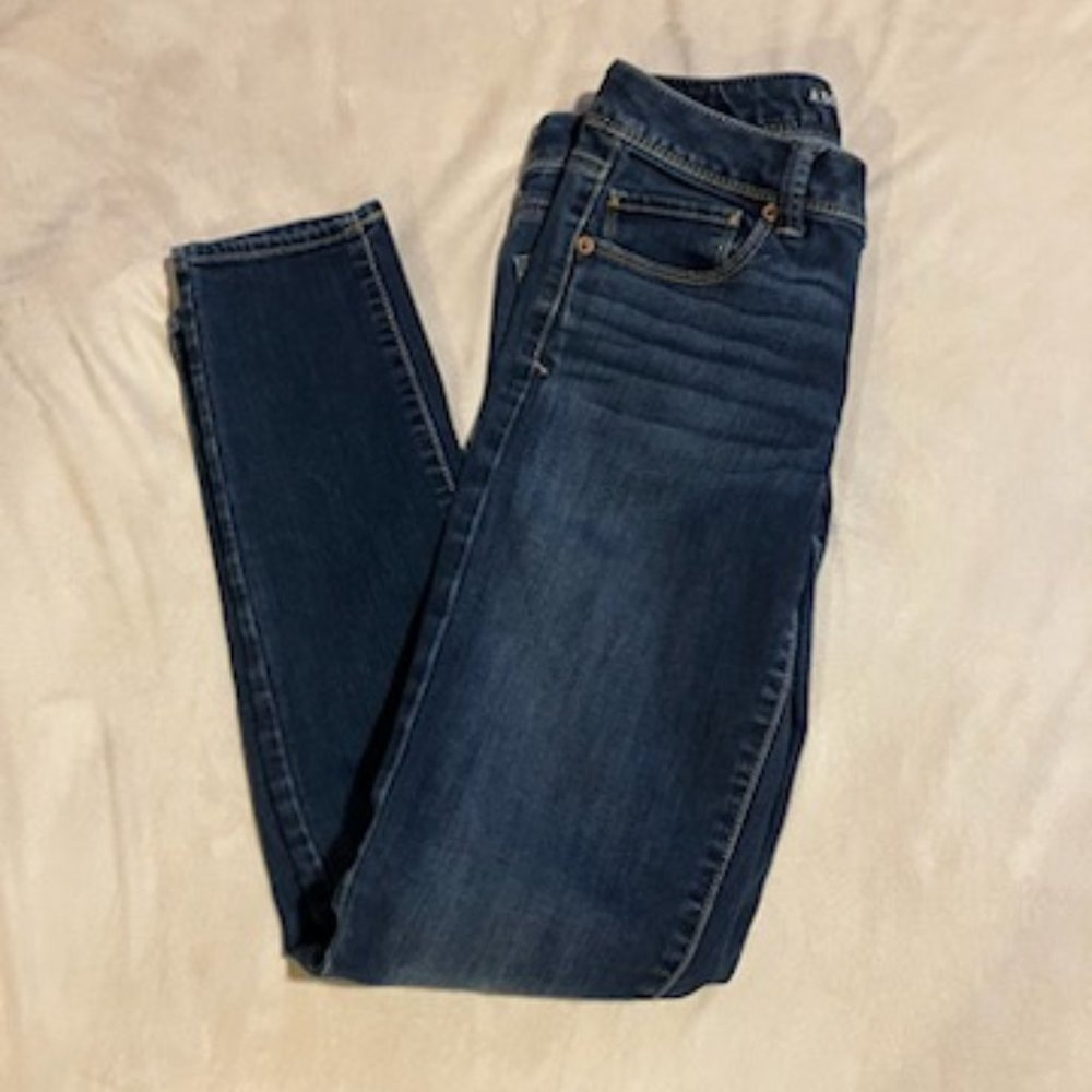 American Eagle Super Skinny jeans size 4 long